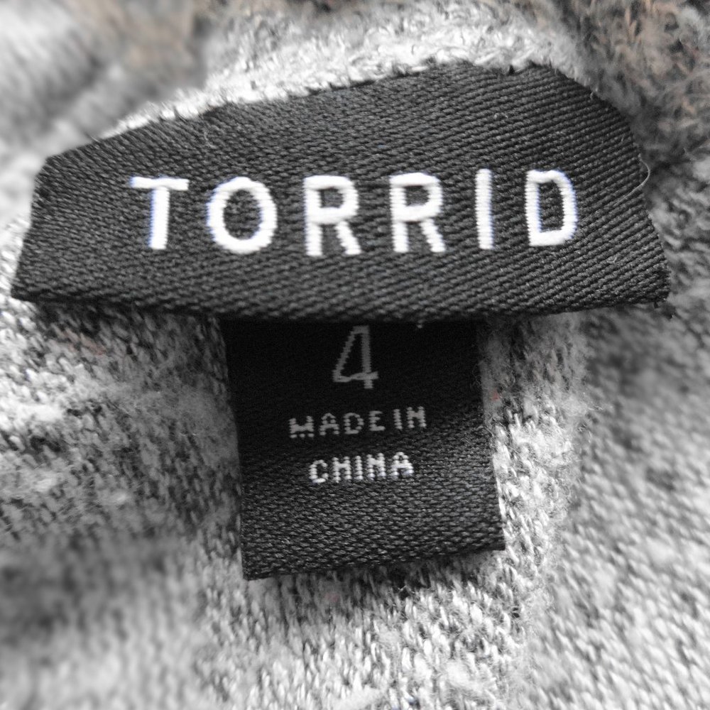 TORRID Ladies Gray Top Size 4X - Picture 12 of 12